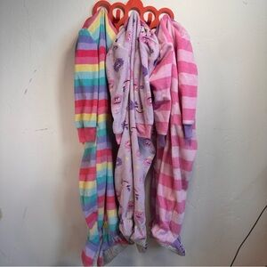 3 Kids Headquarters fleece heart print zipper footie pajamas set in size 2T